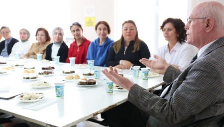 Halk Merkezleri Kadınlara Terapi Ortamı Sağlıyor