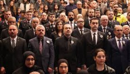 Şahin Talus’tan Kongrelerini Tamamlayan Kadın ve Gençlik Kolları’na Tebrik