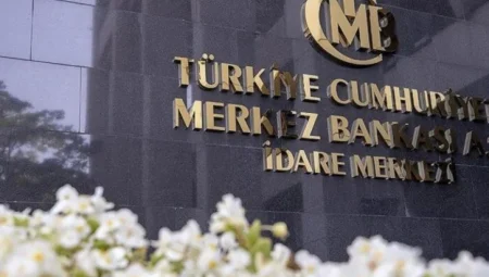 Merkez Bankası rezervlerinde 8 milyar dolarlık dikkat çeken düşüş
