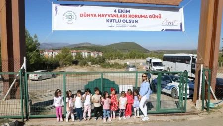 Ahmet Aras: ‘Can dostlarımızı sahiplenmiyor, evlat ediniyoruz’