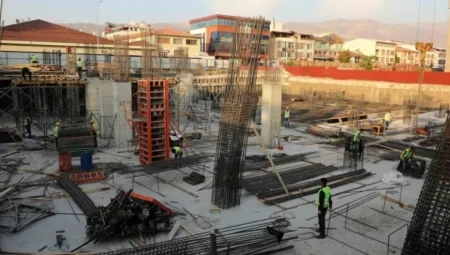 Yıllık Bazda Yüzde 12,7 Arttı: İnşaat Sektöründe Şubat Verileri Yükselişi Gösterdi